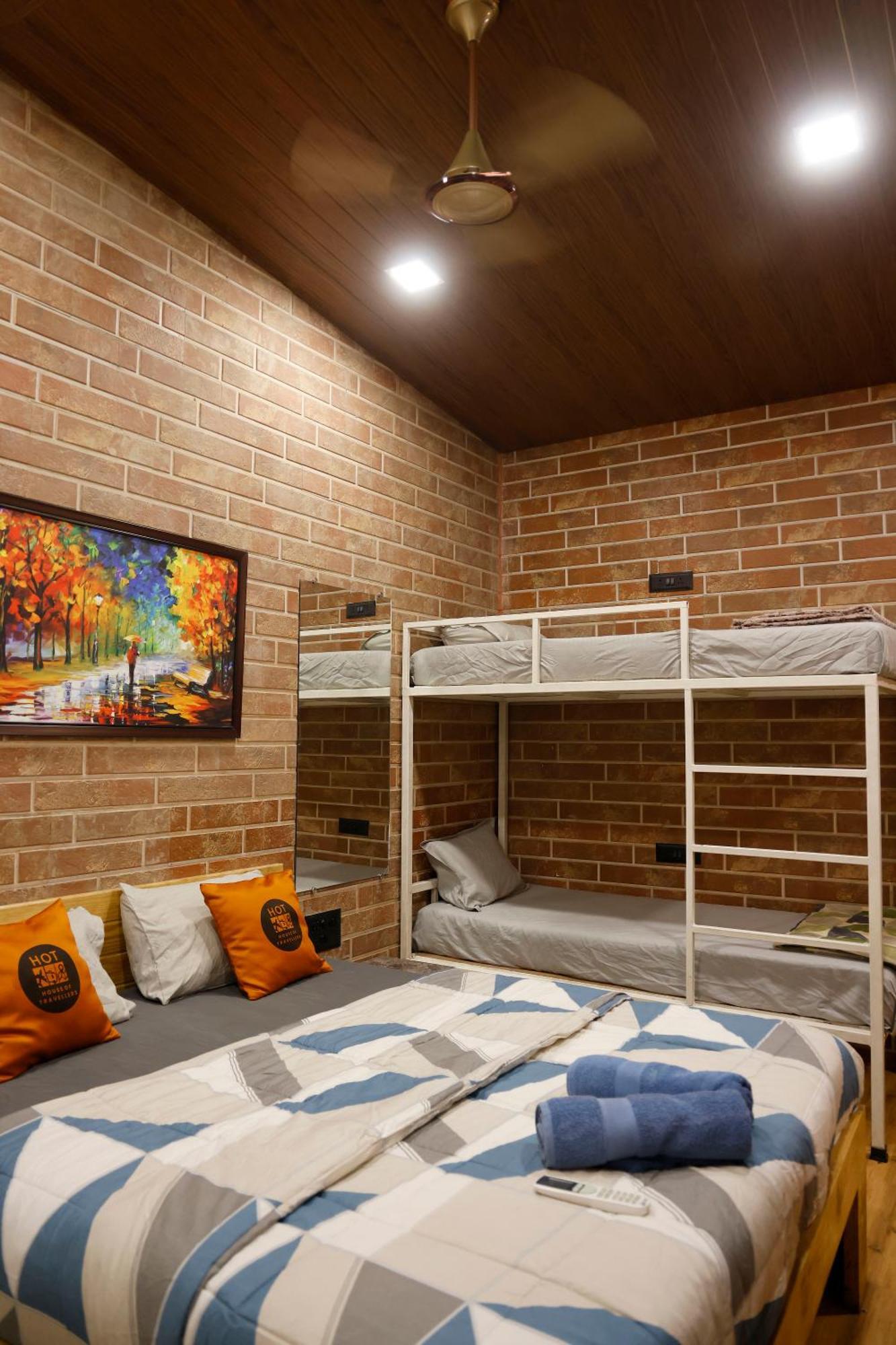 Hot - House Of Travellers, Lonavala By Mody Stays ภายนอก รูปภาพ